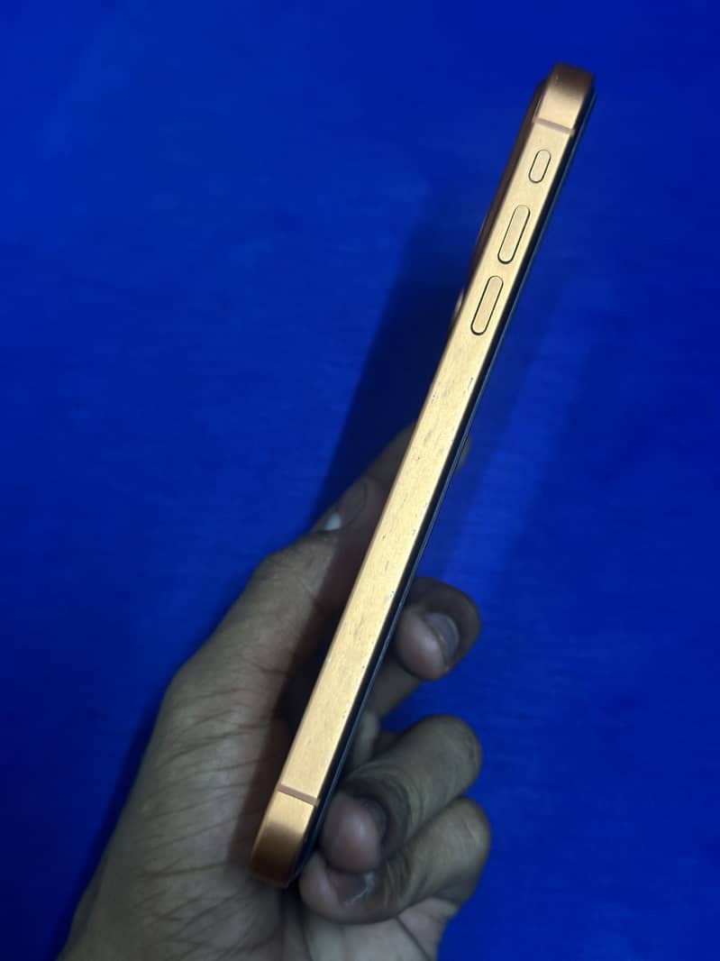 Iphone 17 PRO 4