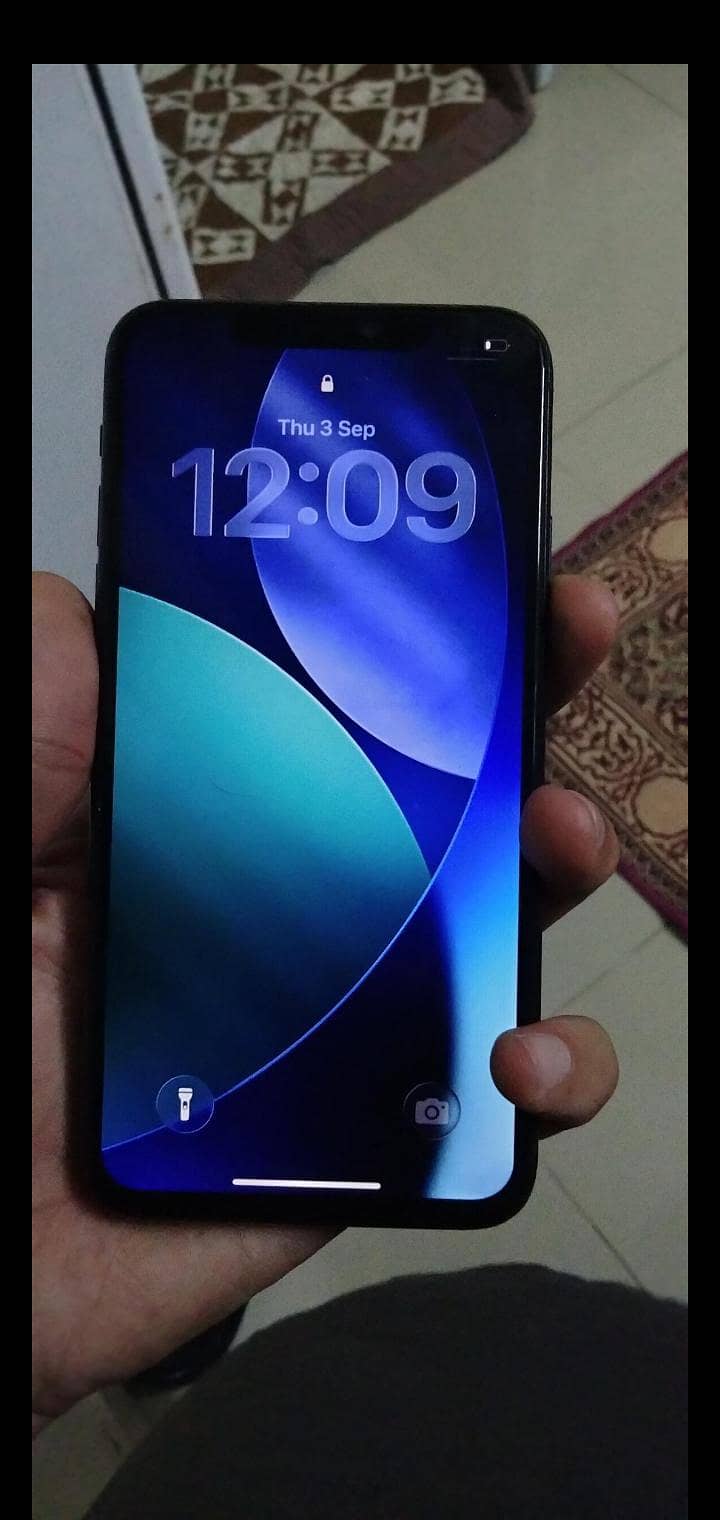 Apple iPhone 11 Pro Max 1