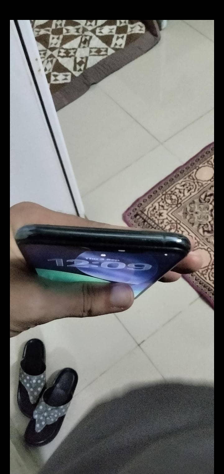 Apple iPhone 11 Pro Max 3