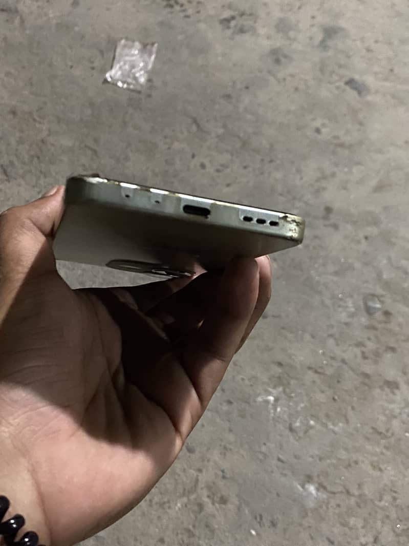 OPPO A5 Pro 1