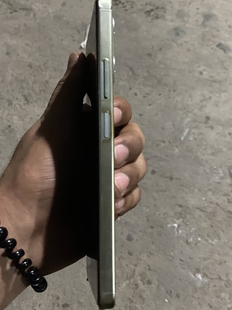 OPPO A5 Pro 3