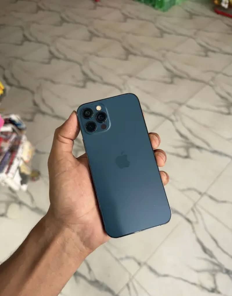 Apple iPhone 12 pro 2