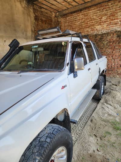 Toyota Hilux 1987