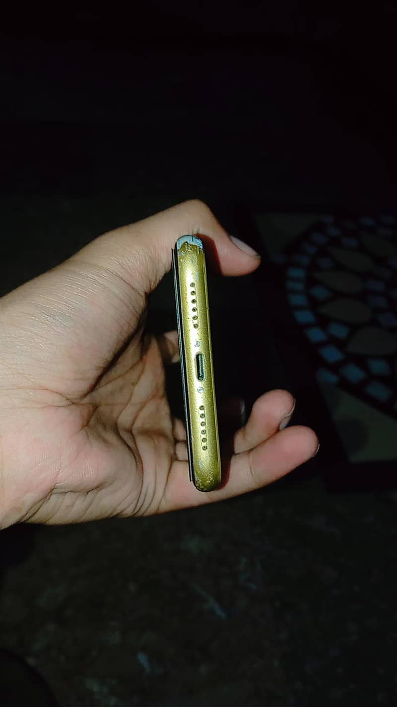 Apple iPhone 11 2
