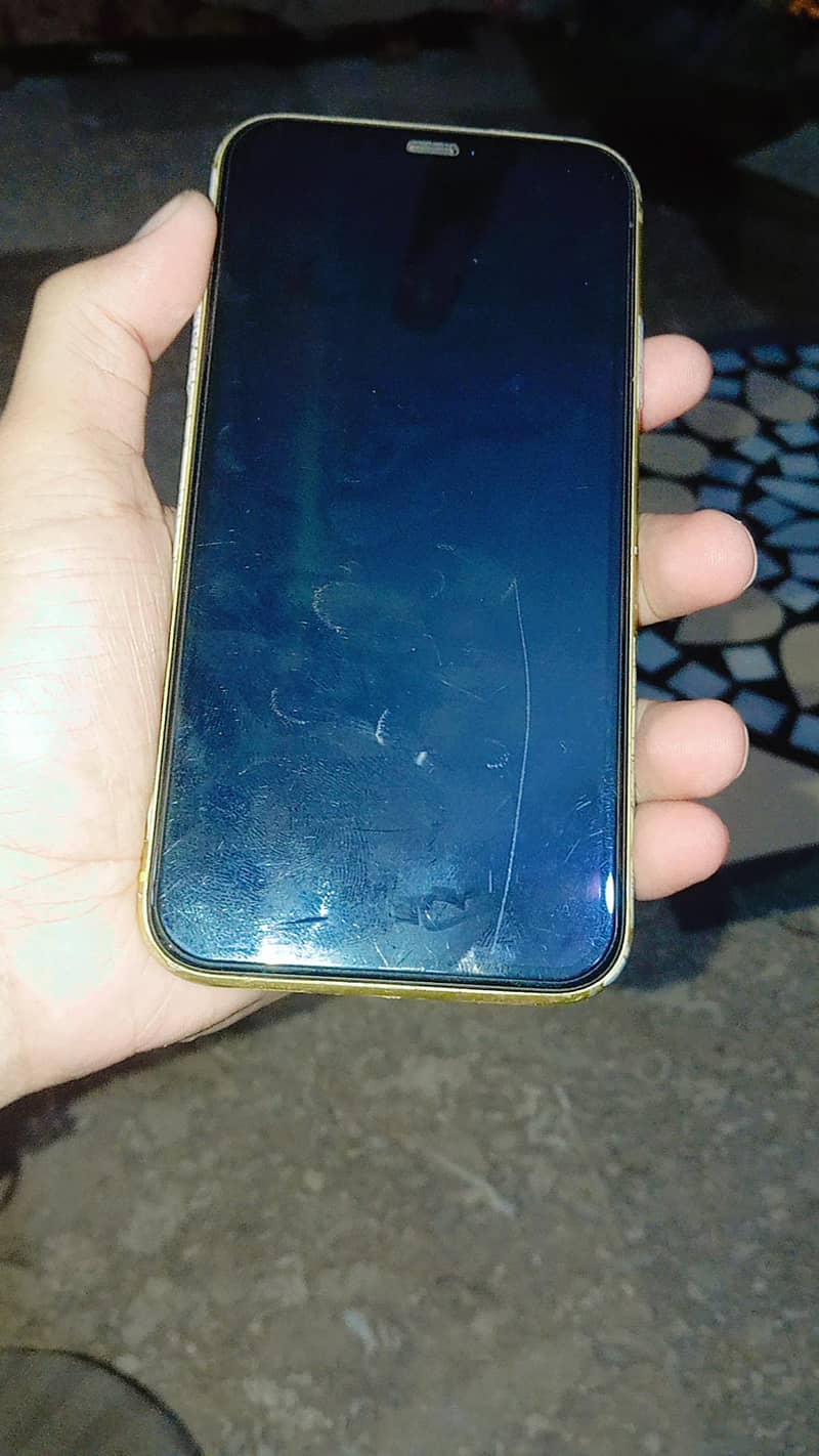Apple iPhone 11 5