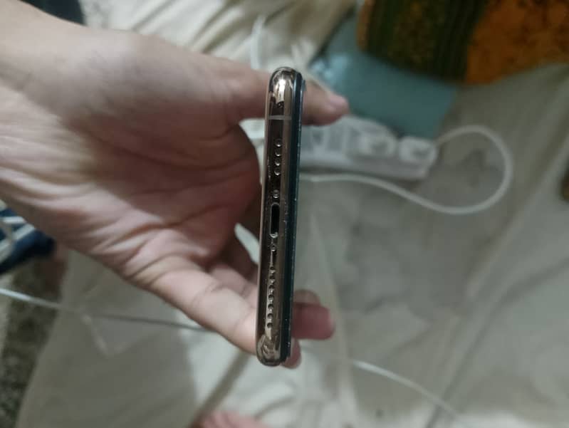 XS MAX 3