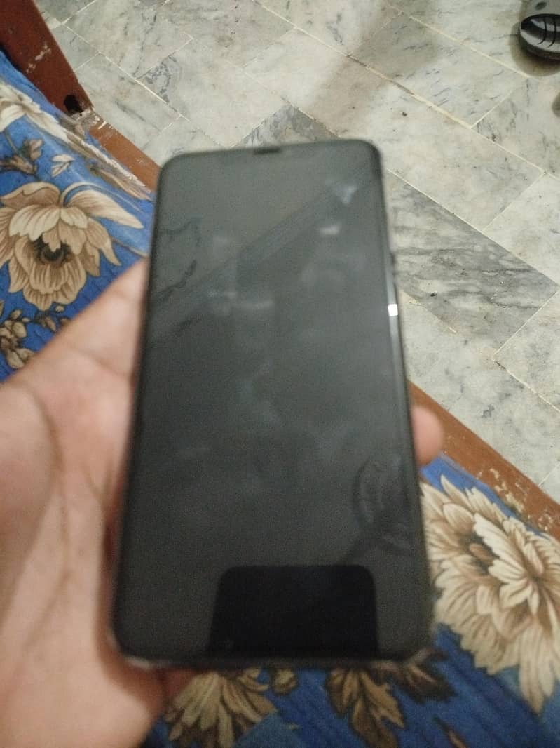 Apple iPhone 11 Pro Max 1