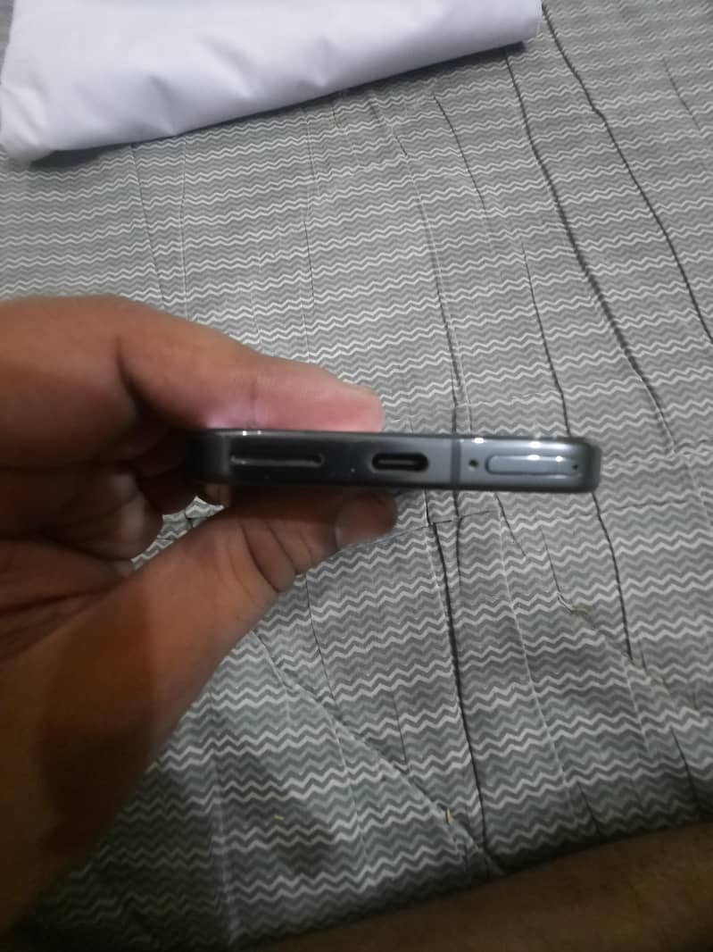 Google Pixel 9 Pro 2