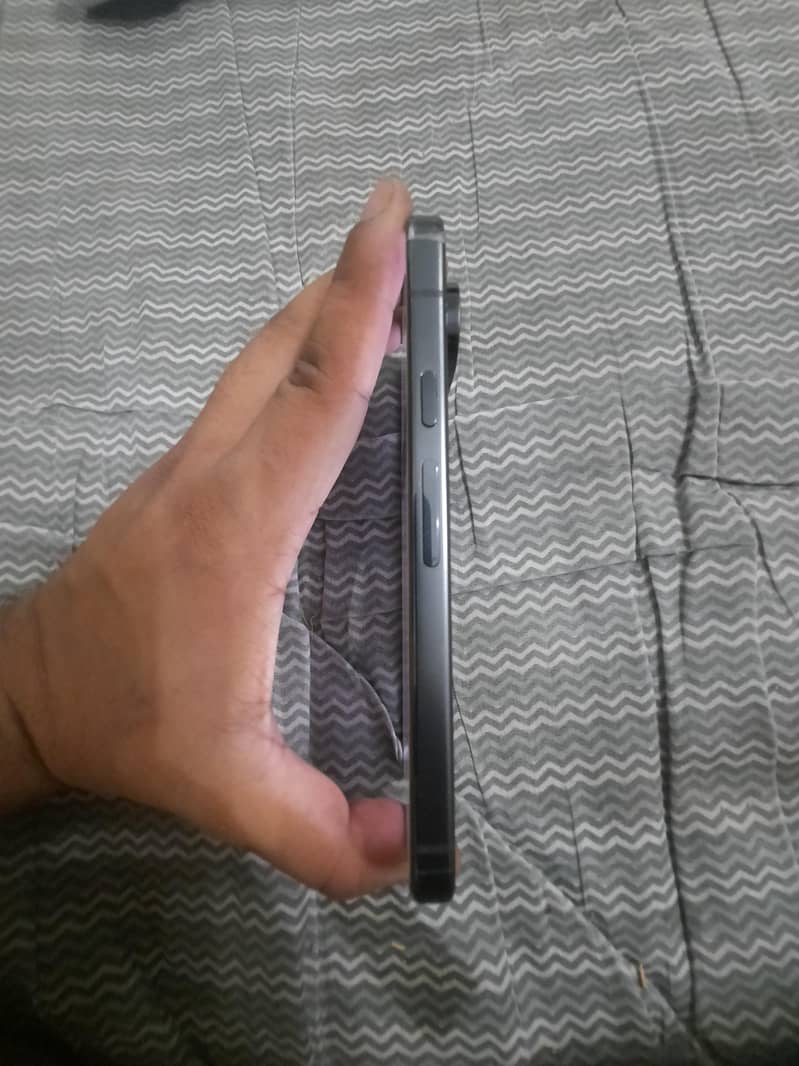 Google Pixel 9 Pro 3