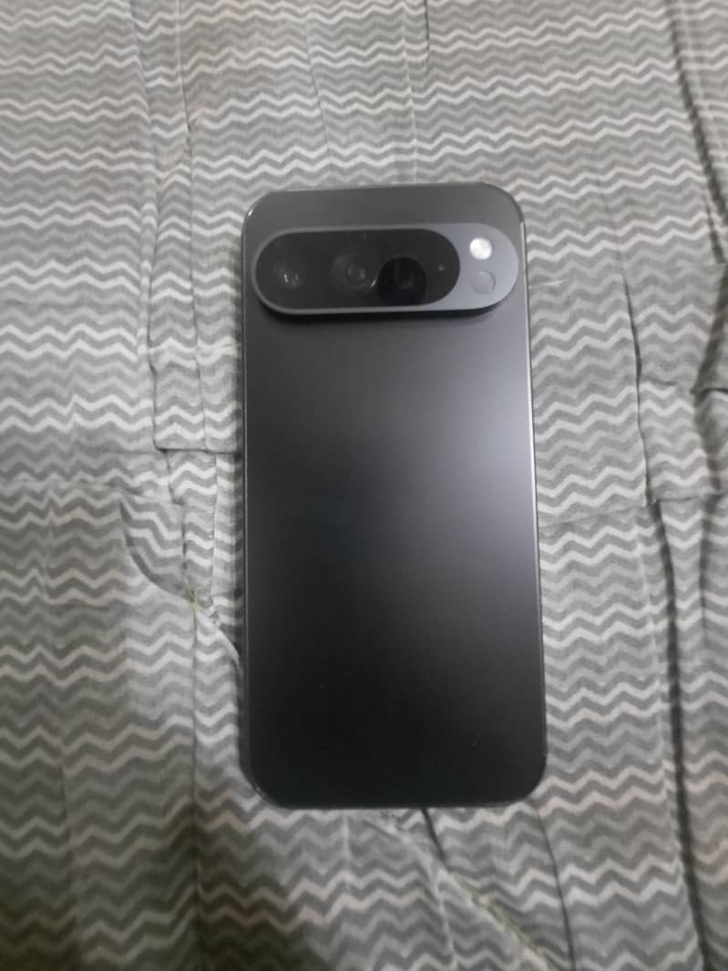 Google Pixel 9 Pro 4