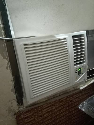 Vodacon Window Ac 0.75 Ton Original Condition Ship Ac