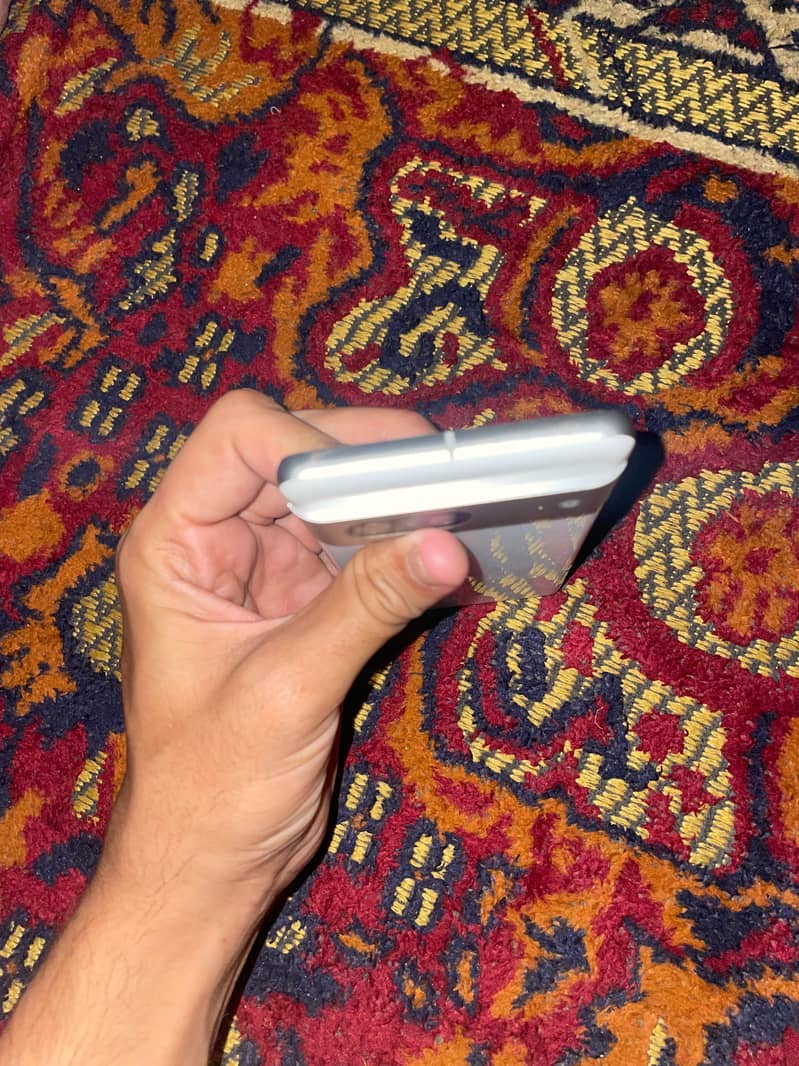 Google Pixel 7 3
