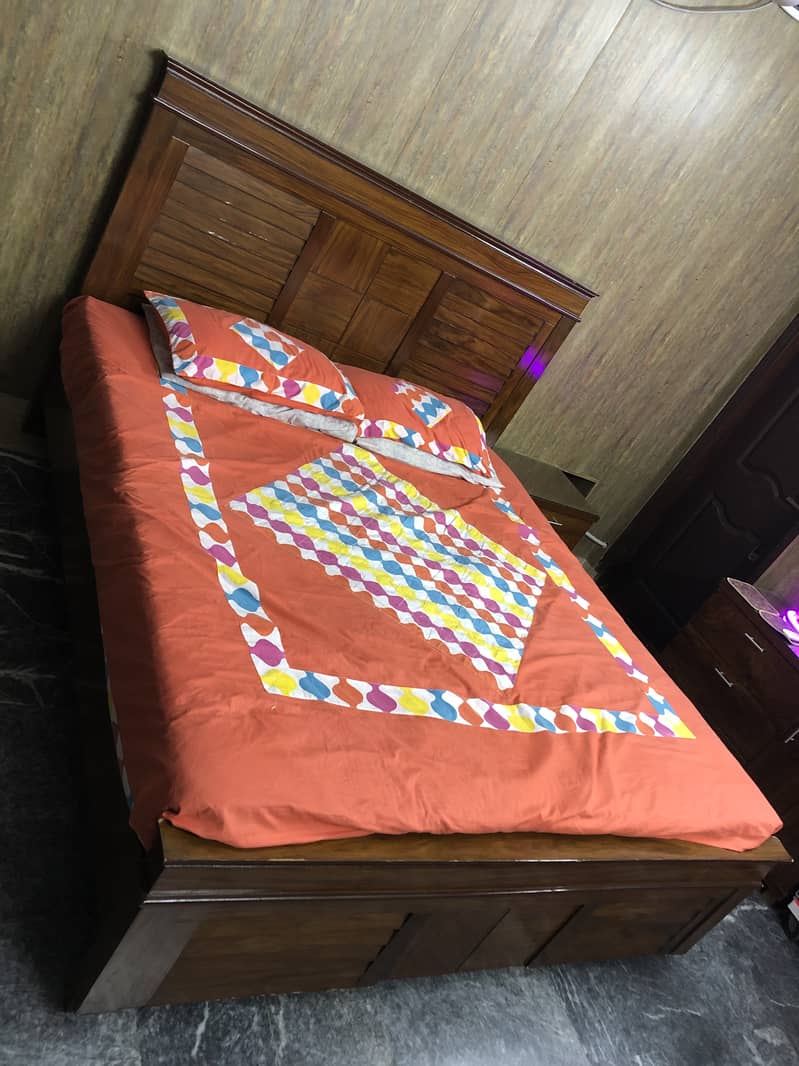 Bed, side tables, dressing table 1