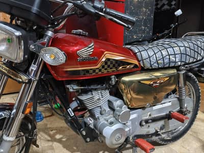 Honda 125 self start gold edition 2025