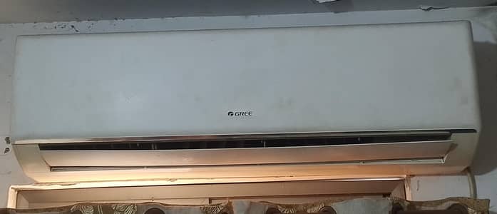 Gree Split AC 1.8