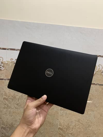 Dell Latitude 5300 | Intel i5-8th Gen | 8 GBs RAM | 256 GBs NVME