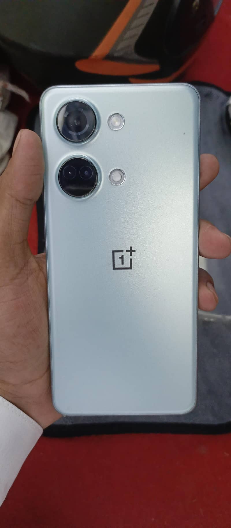 One Plus Ace 2V 0