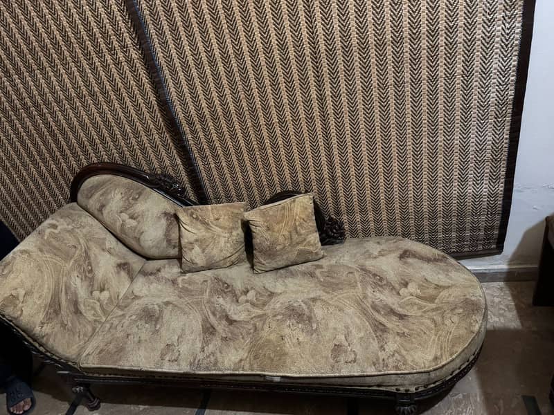 Deewan sofa 0