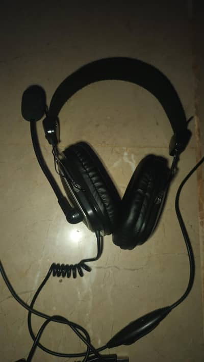 A4-tech headphones