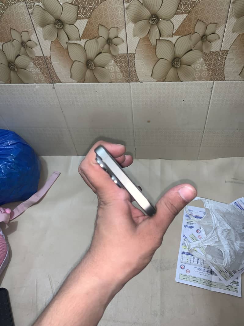 IPhone 15 Pro Max 1