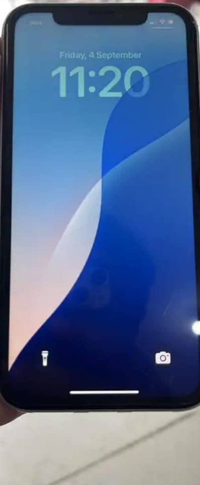 Apple iPhone XR waterpaacked total gunine