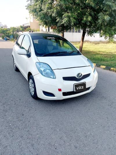 Toyota Vitz 7/13 very nice Car buy and Drive.