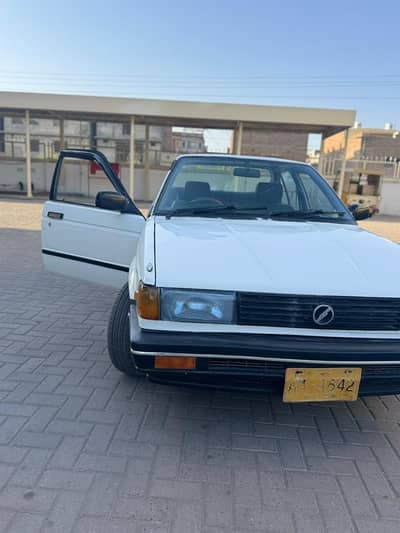 Nissan Sunny 1988