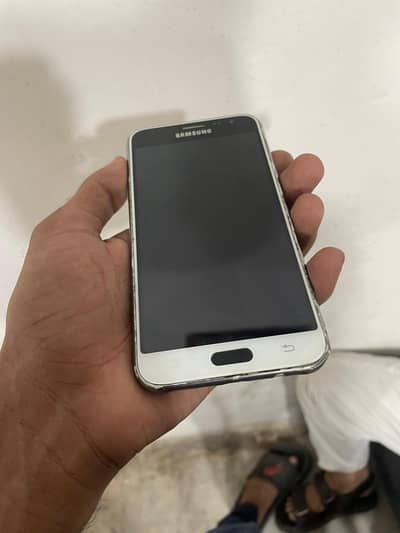 Samsung Mobile J5