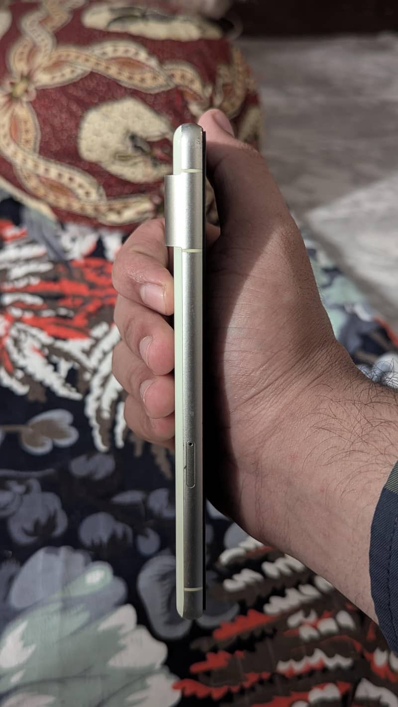 Google Pixel 7 2