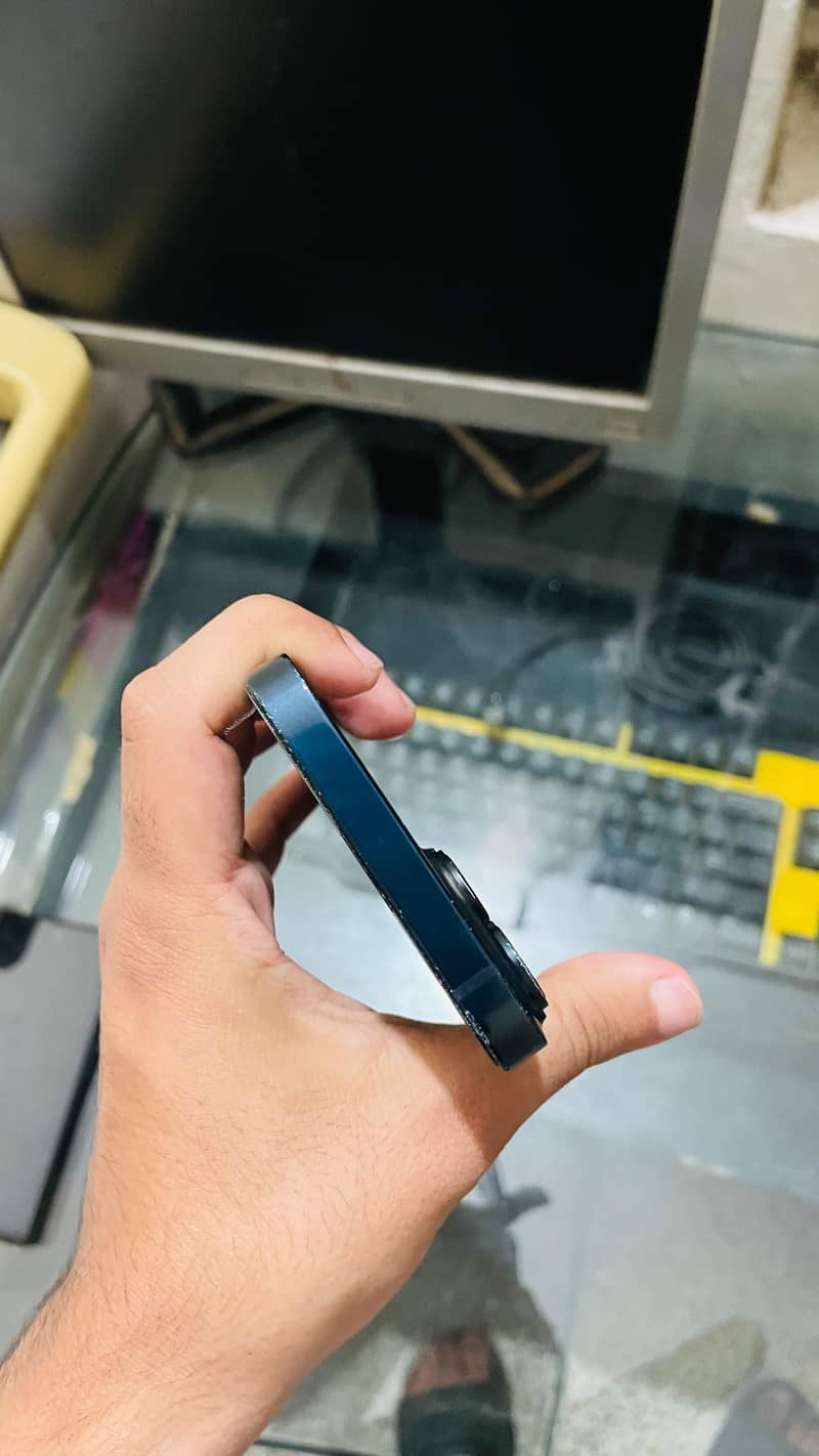 Iphone 14 JV 4