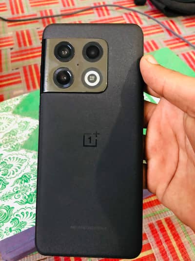 One Plus 10 Pro