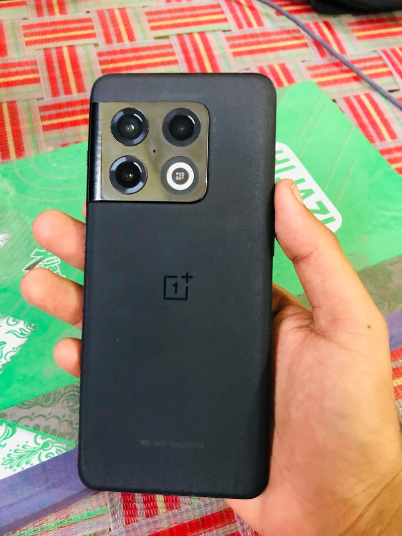 One Plus 10 Pro 1