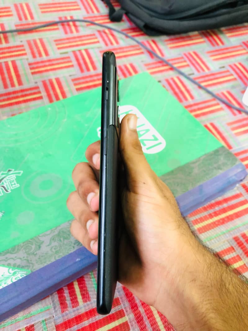 One Plus 10 Pro 4