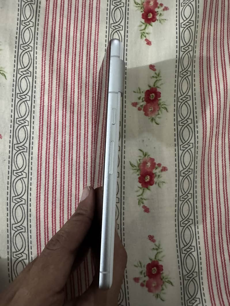 Google Pixel 7 3
