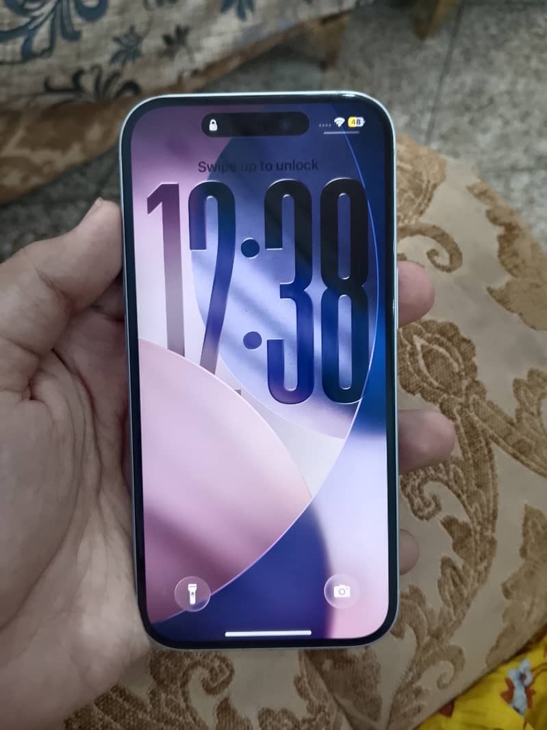 Apple iPhone 15 2