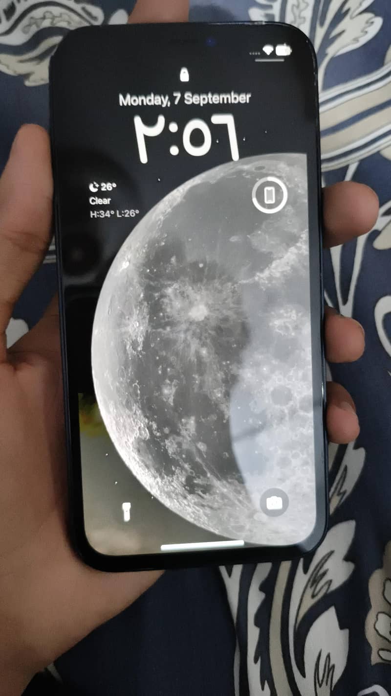 Apple iPhone 12 0