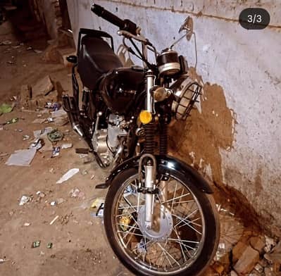 Suzuki GS 150