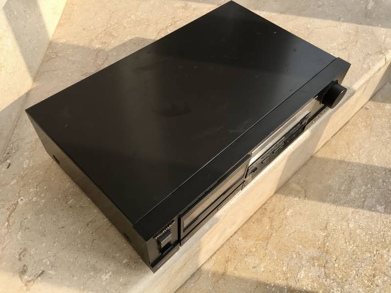 Technics Cassette Player 1