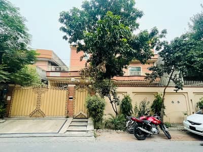 One Kanal House For Sale In Marghzar Officers Colony