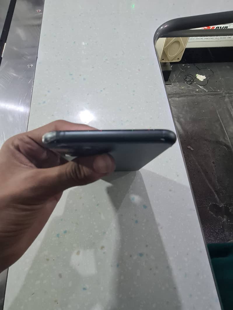 Apple iPhone 11 Pro Max 1