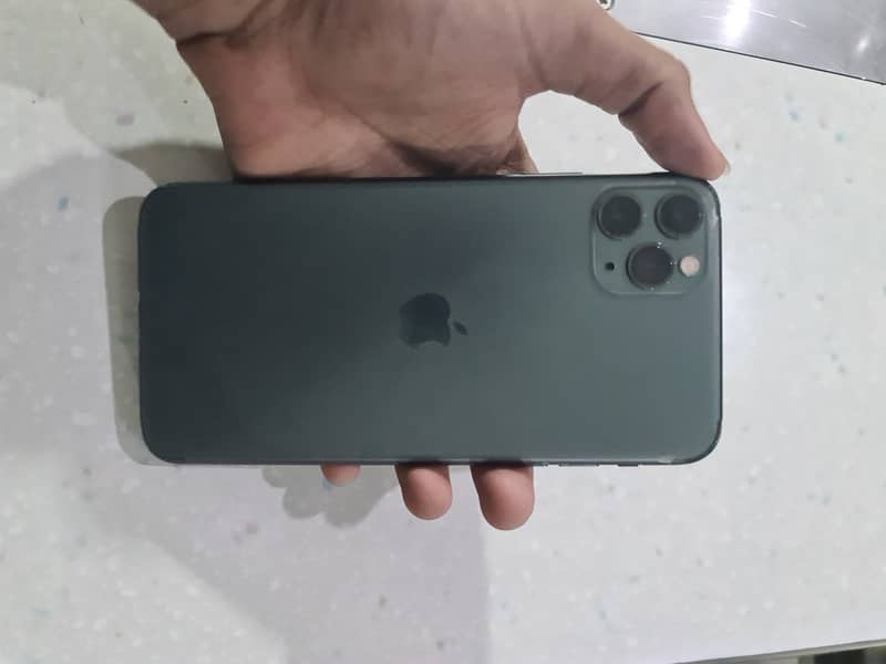 Apple iPhone 11 Pro Max 3