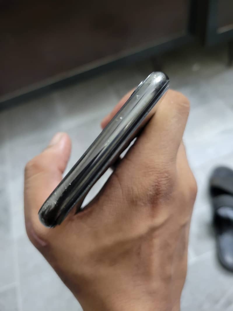 Apple iPhone X 0