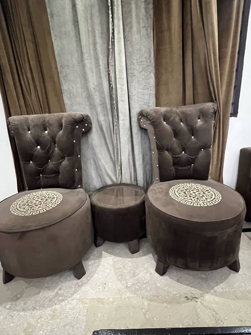 chairs + table 1