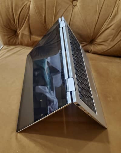HP x360 1040 i7 8th Gen 16gb 512gb nvme 9/10 Condition