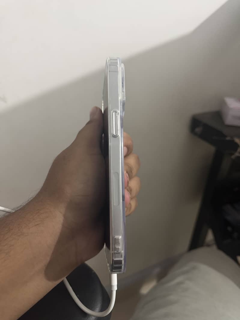 Apple iPhone 14 Pro Max 3
