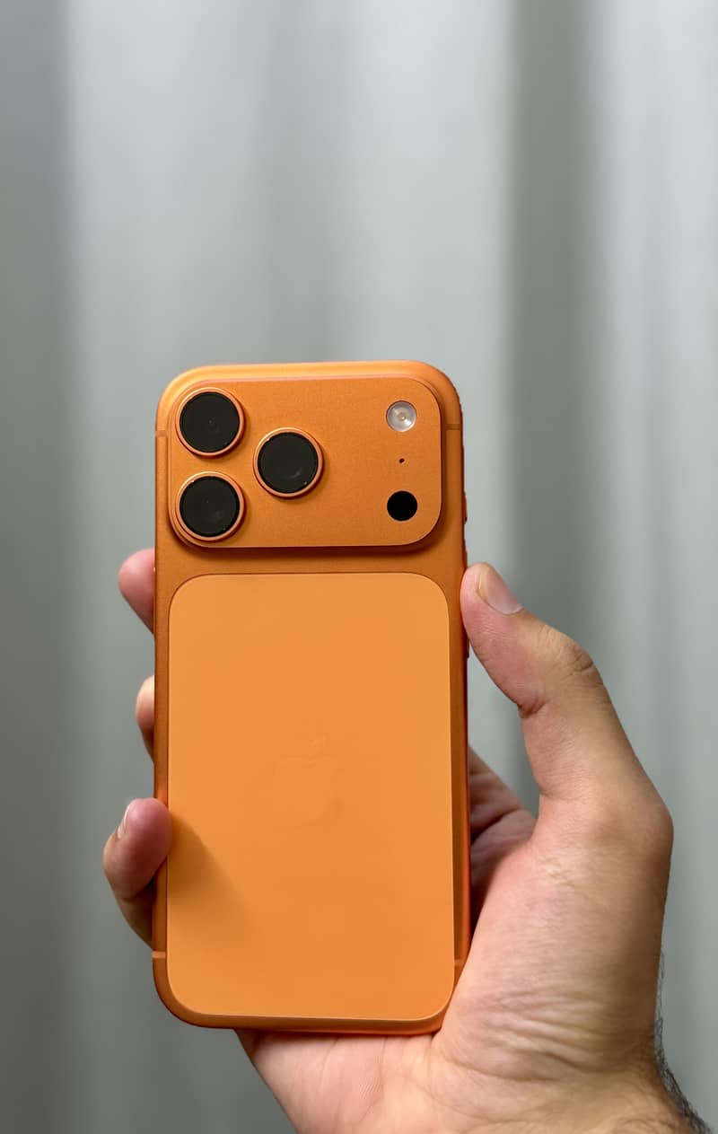 Apple iPhone 17 Pro 0