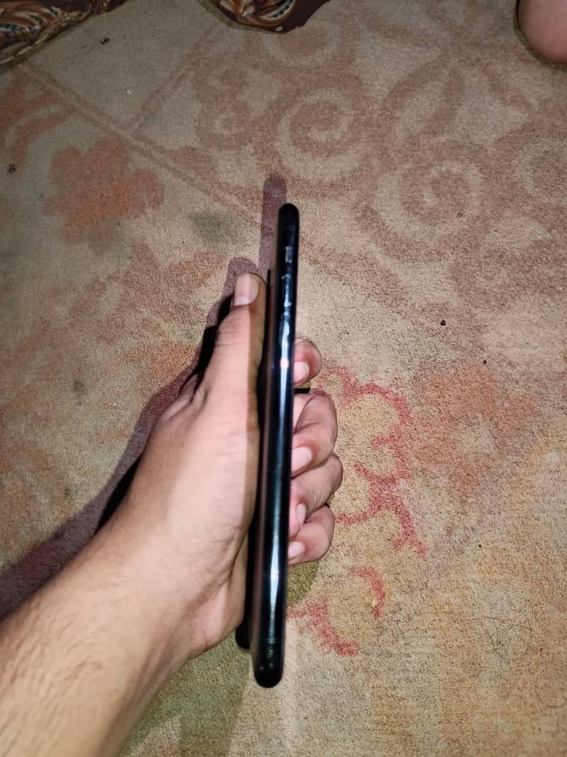 Apple iPhone 11 Pro Max 3