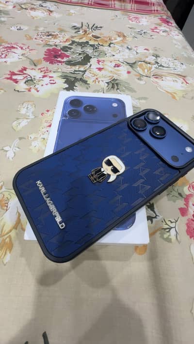 Apple iPhone 17 Pro Max jv