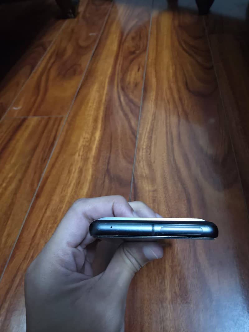 Google Pixel 7 5
