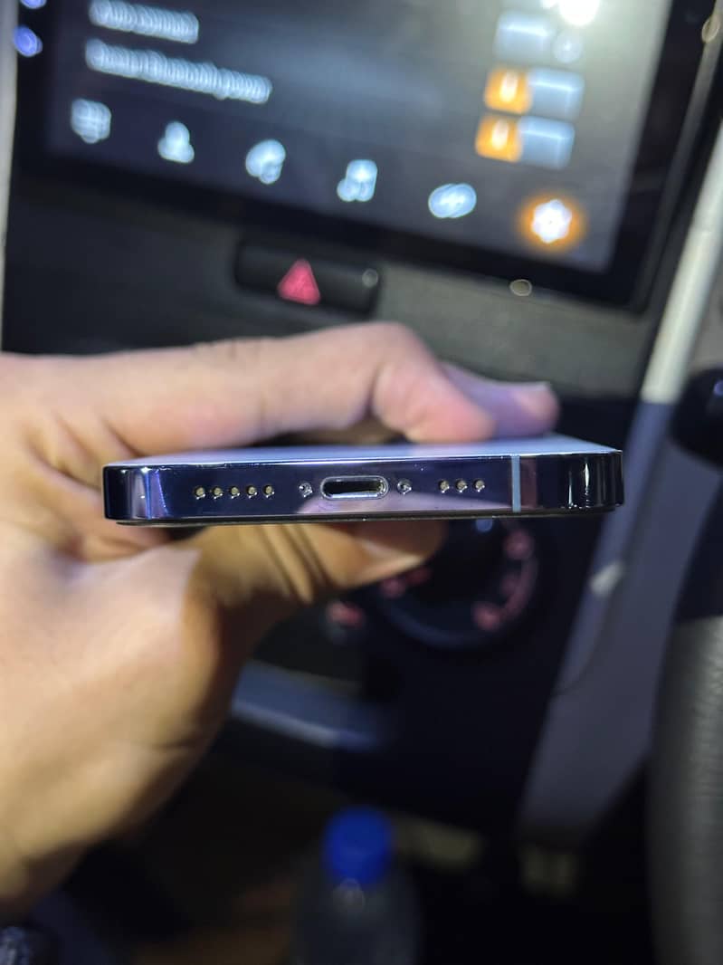 Apple iPhone 13 Pro 4